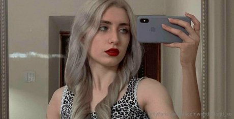 Aliceinwonderland_xo