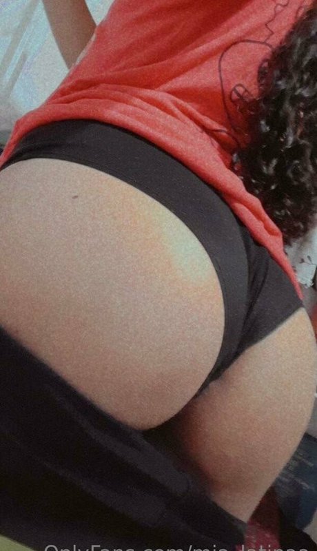 Mia_latinaa