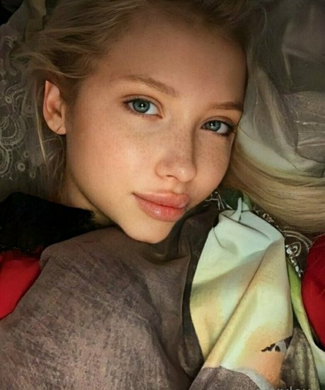 Naakte gelekte OnlyFans-foto van Blondiesasha