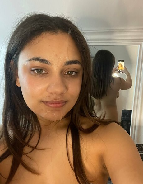 Naakte gelekte OnlyFans-foto van Victoriavixo