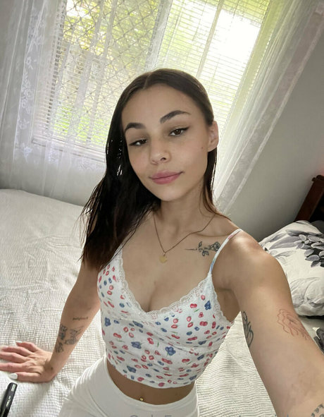 Naakte gelekte OnlyFans-foto van Samiskyxo