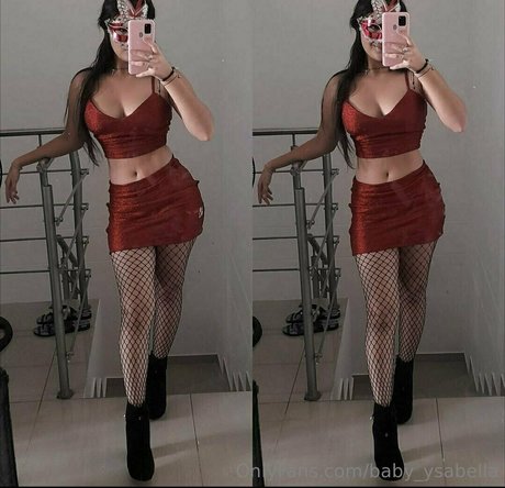 Naakte gelekte OnlyFans-foto van Babyysabella