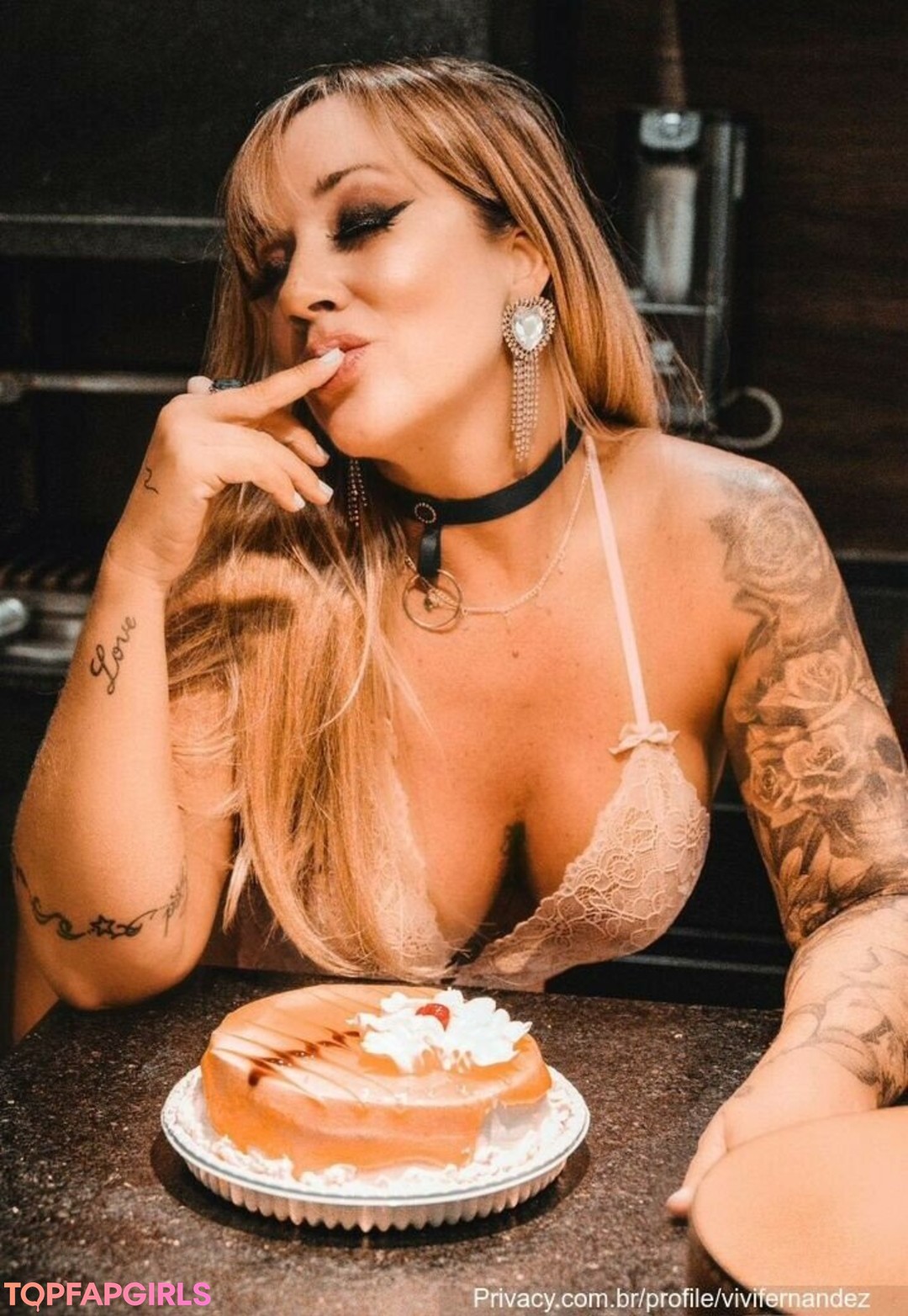 Naakte gelekte OnlyFans-foto van Vivi Fernandez #1623