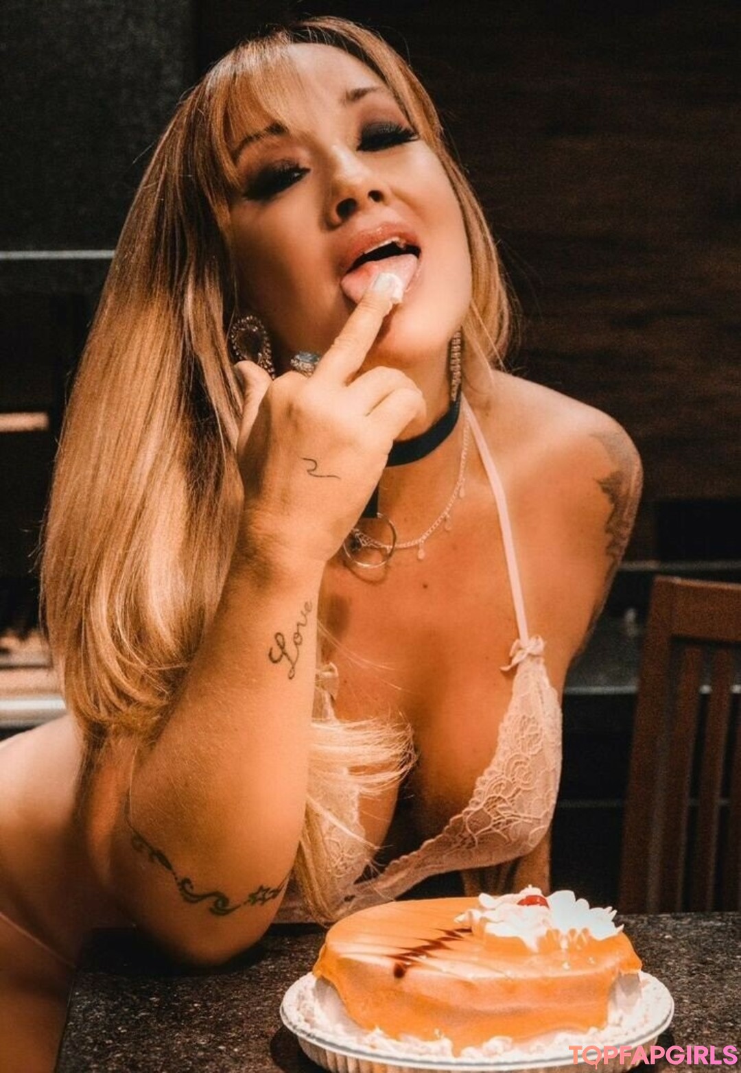 Naakte gelekte OnlyFans-foto van Vivi Fernandez #1630