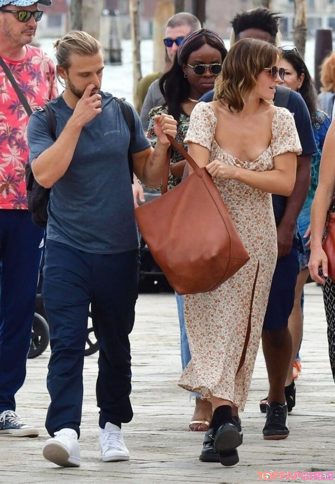 Naakte gelekte OnlyFans-foto van Emma Watson #849 Naakte gelekte OnlyFans-foto van Emma Watson #849