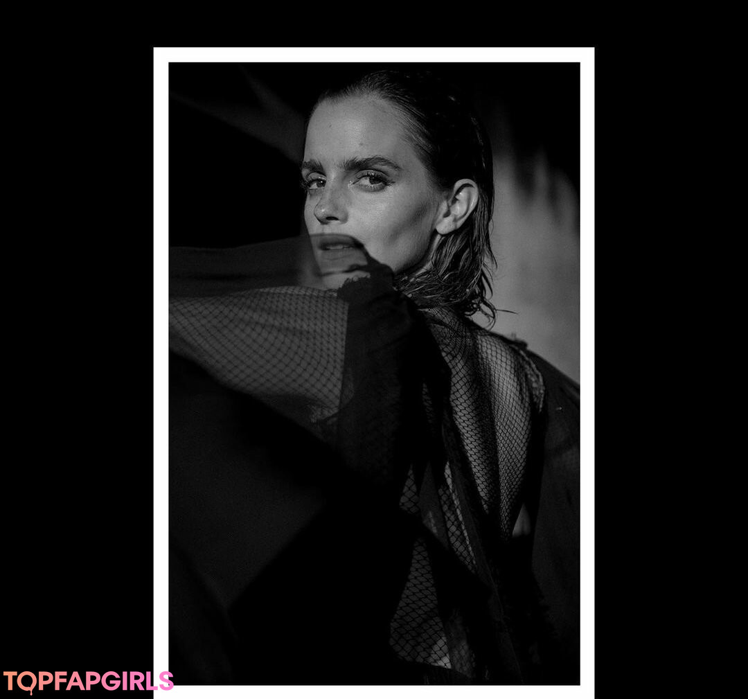 Naakte gelekte OnlyFans-foto van Emma Watson #990 Naakte gelekte OnlyFans-foto van Emma Watson #990