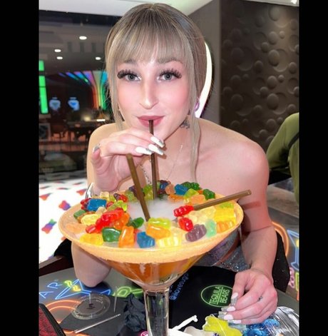 Naakte gelekte OnlyFans-foto van Haven Rose