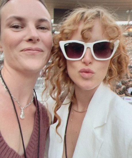 Naakte gelekte OnlyFans-foto van Rumer Willis
