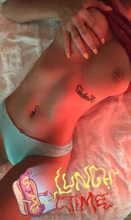 Naakte gelekte OnlyFans-foto van Kaybabii13