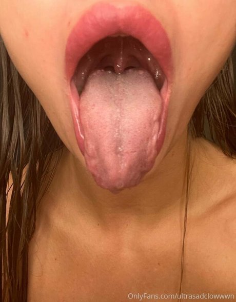 Naakte gelekte OnlyFans-foto van Ultrasadclowwwn