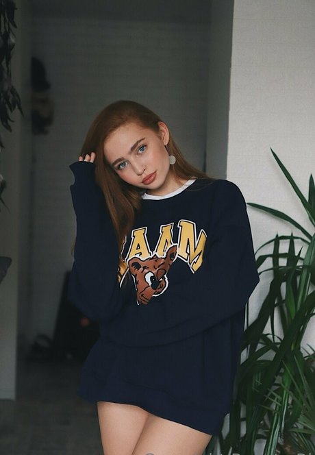Renata Ri