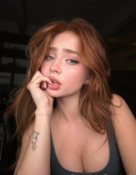 Renata Ri