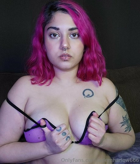 Naakte gelekte OnlyFans-foto van Salemharlow666