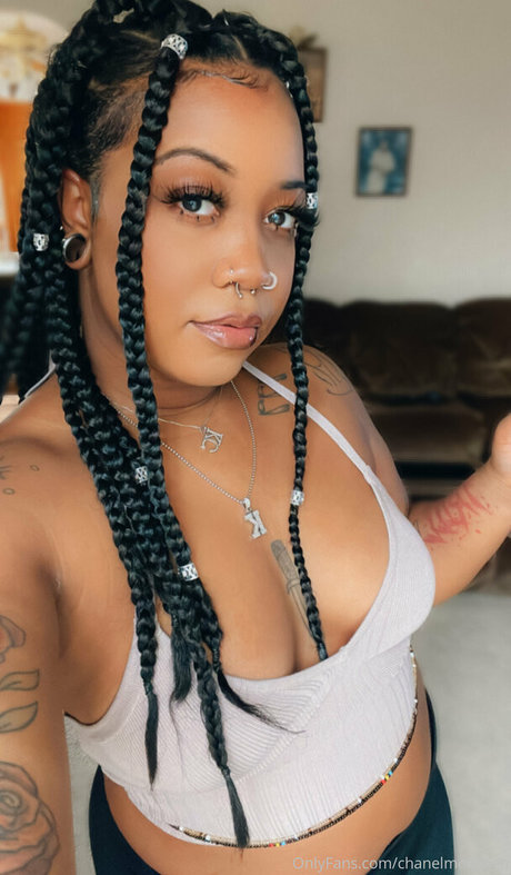 Naakte gelekte OnlyFans-foto van Missmcqueenxx