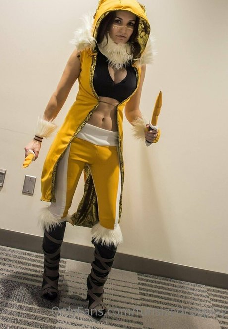 Naakte gelekte OnlyFans-foto van Funsizedcosplay
