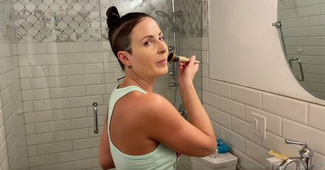 Iamhelenaprice