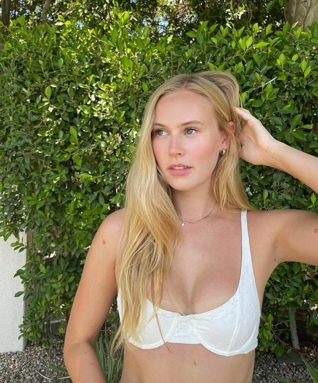 Naakte gelekte OnlyFans-foto van Danika Yarosh