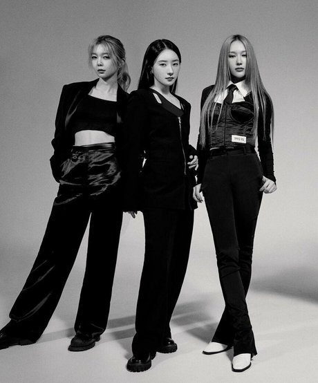 WomenK-pop
