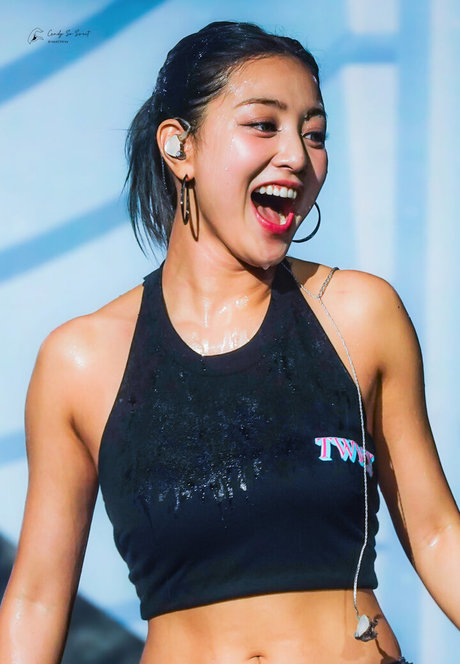 WomenK-pop