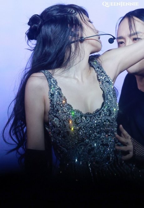 WomenK-pop