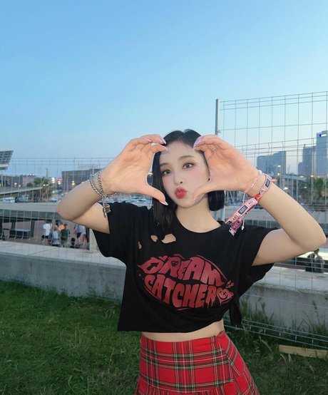 WomenK-pop