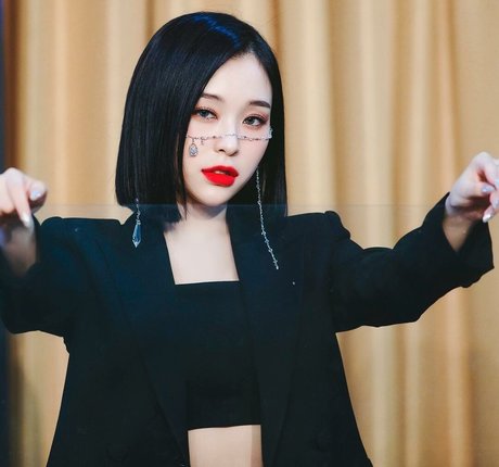 WomenK-pop