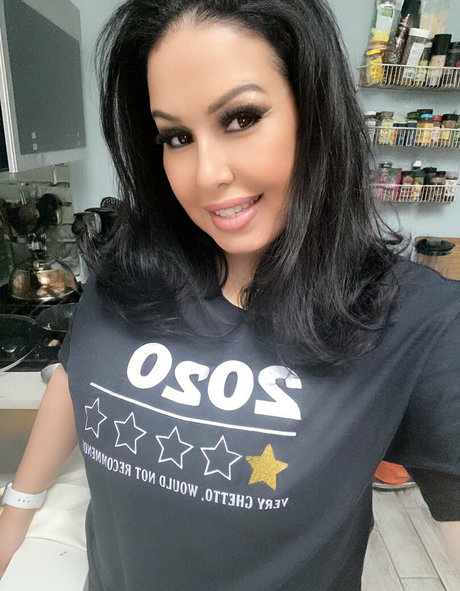 Latinamilfnyc