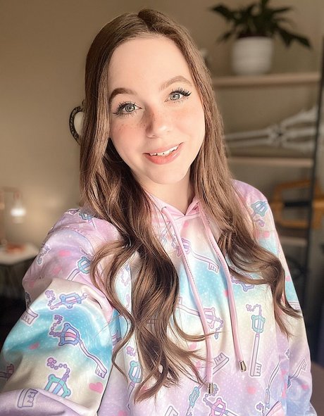 Naakte gelekte OnlyFans-foto van Sarahkey