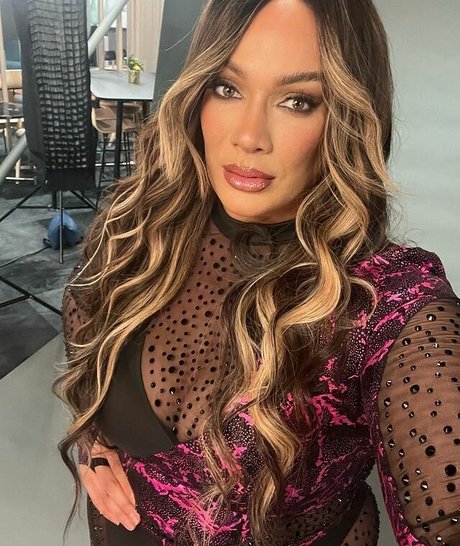 Nia Jax