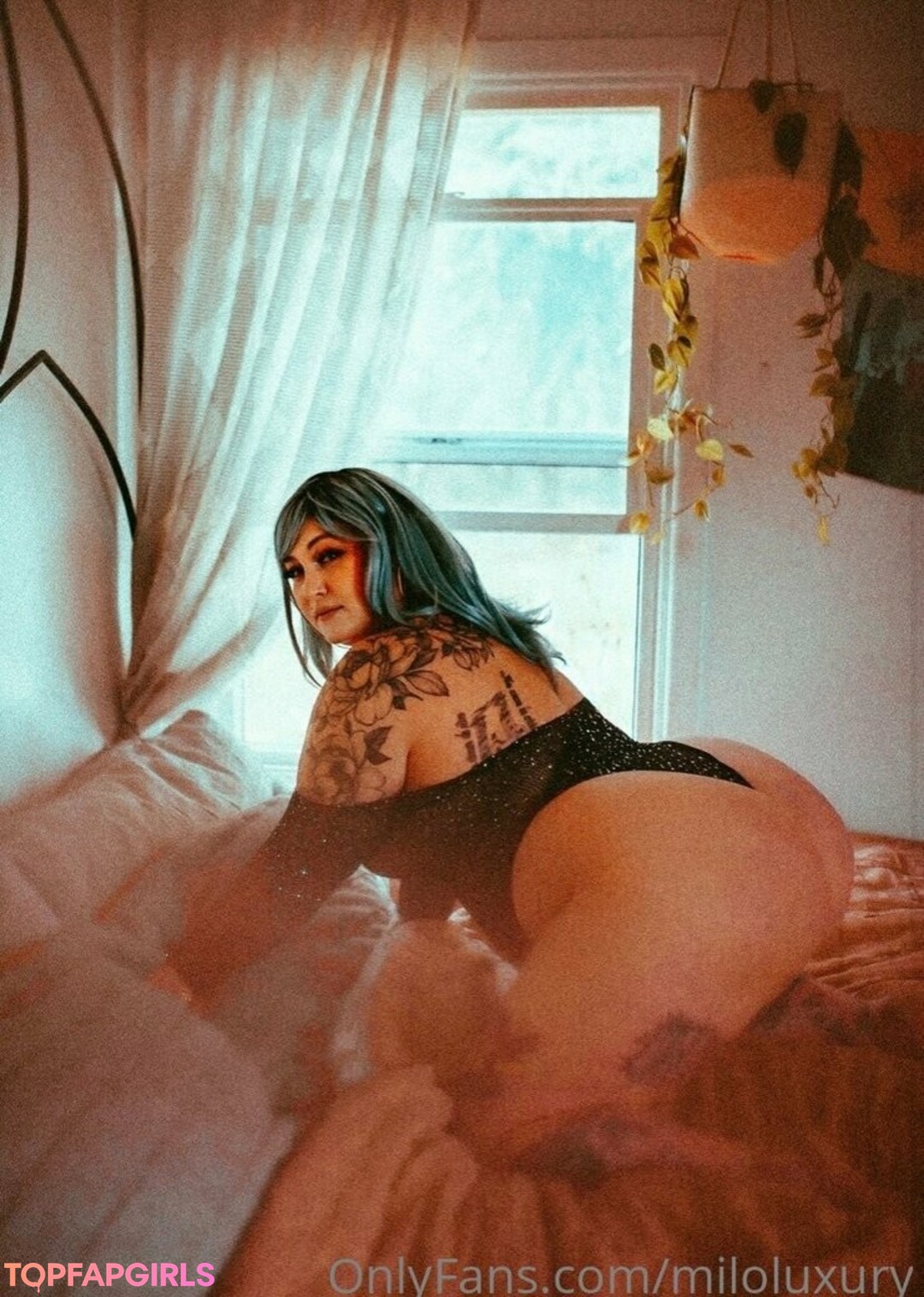 Naakte gelekte OnlyFans-foto van Bbwgoddessmilo #85 Naakte gelekte OnlyFans-foto van Bbwgoddessmilo #85