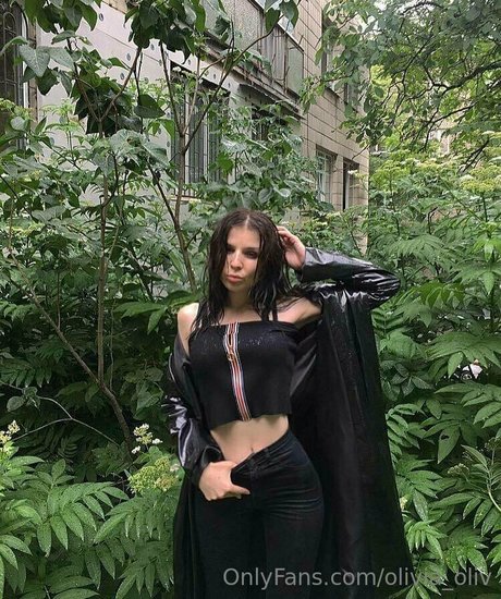 Adel_leda