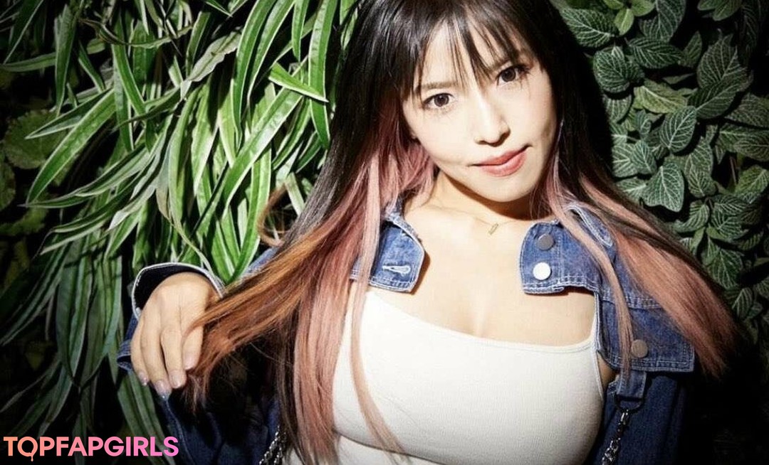 Naakte gelekte OnlyFans-foto van Mina Shirakawa #1113