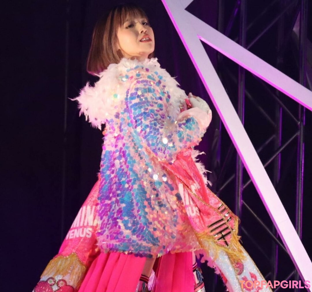 Naakte gelekte OnlyFans-foto van Mina Shirakawa #1558