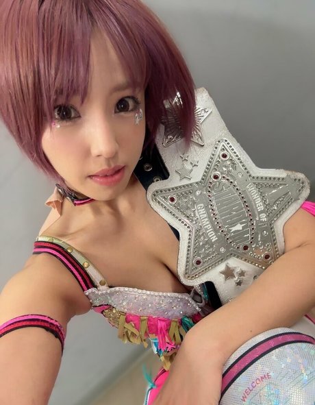 Mina Shirakawa