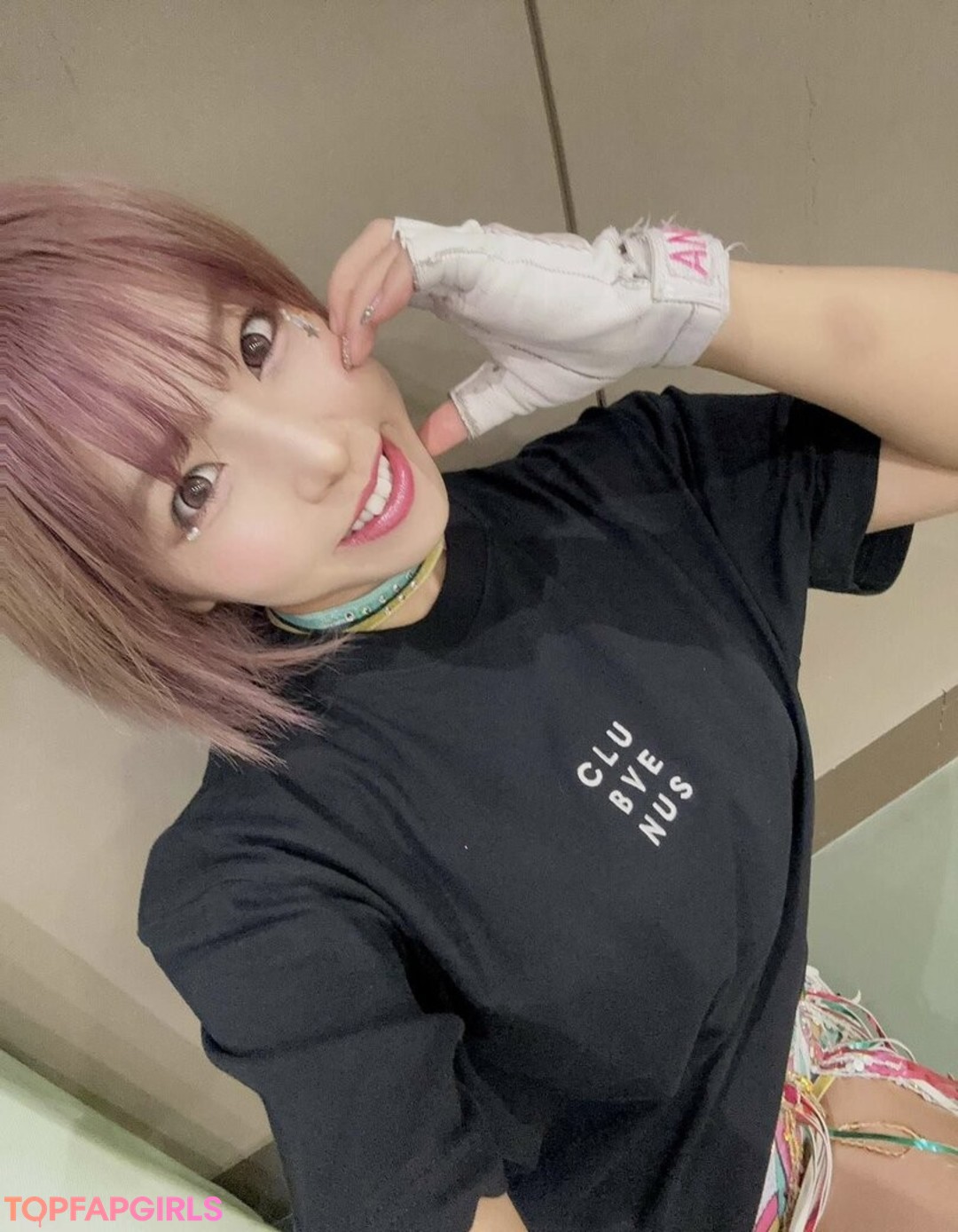 Naakte gelekte OnlyFans-foto van Mina Shirakawa #1960