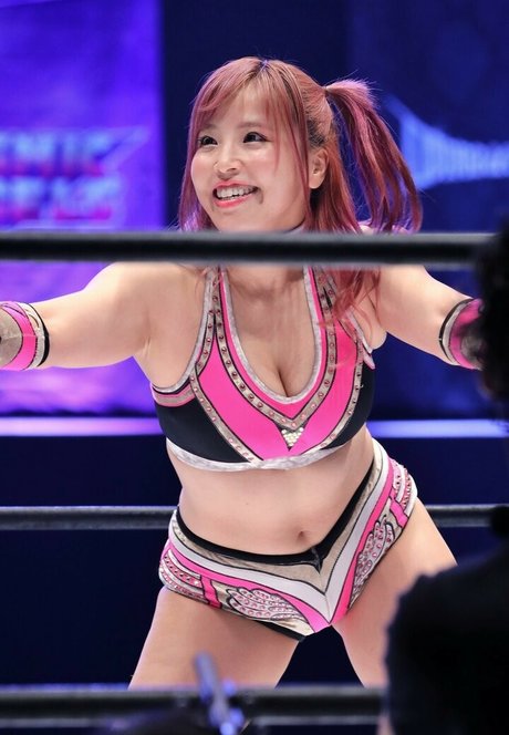 Mina Shirakawa