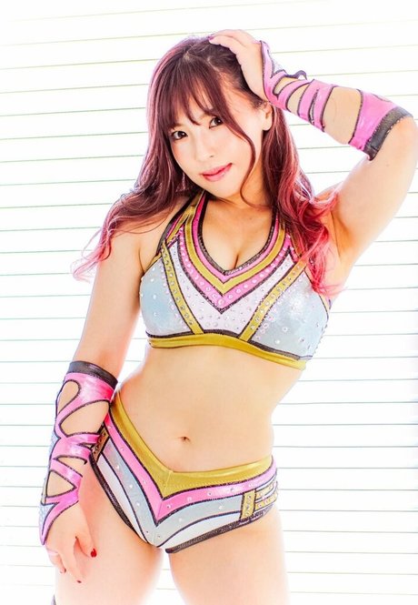 Mina Shirakawa