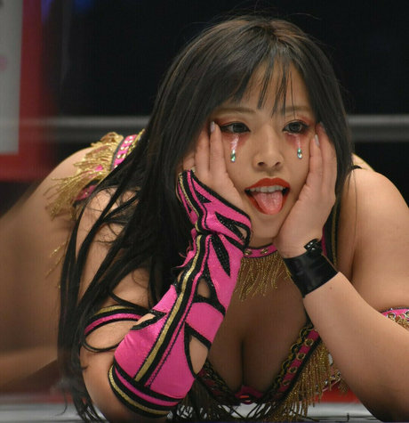 Mina Shirakawa