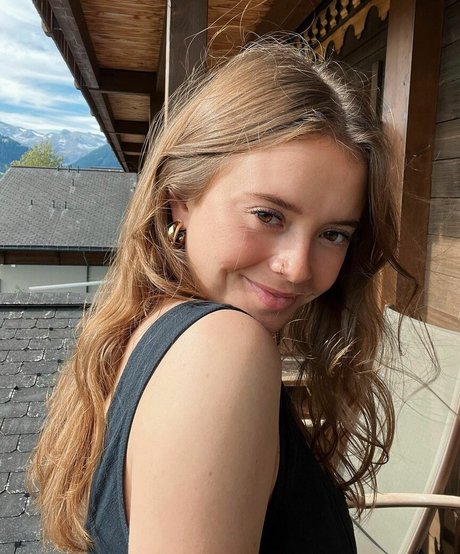 Naakte gelekte OnlyFans-foto van Susi Vidal