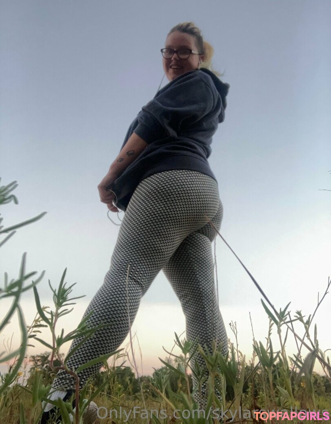 Naakte gelekte OnlyFans-foto van Skylarswallows #104 Naakte gelekte OnlyFans-foto van Skylarswallows #104