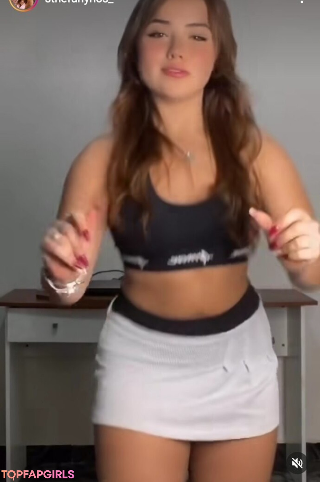 Naakte gelekte OnlyFans-foto van Sthefany Rios #1 Naakte gelekte OnlyFans-foto van Sthefany Rios #1