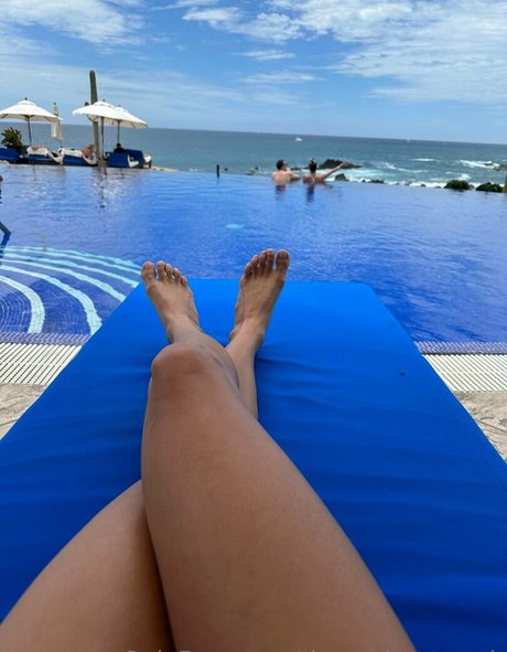Naakte gelekte OnlyFans-foto van Theenchantressb