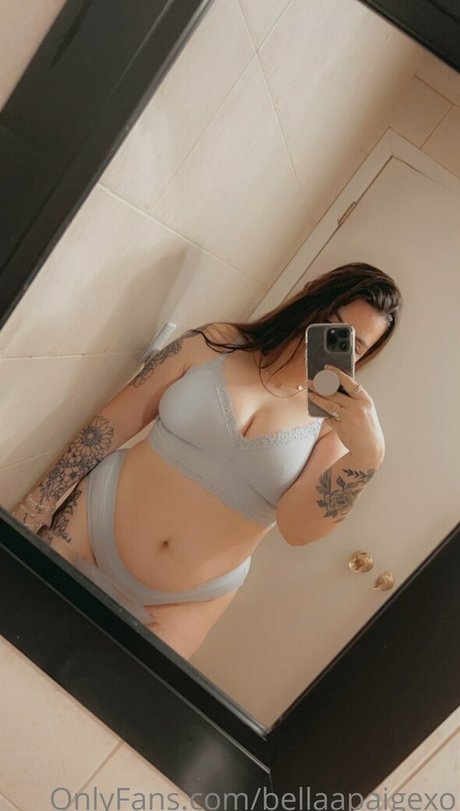 Bellaapaigexo