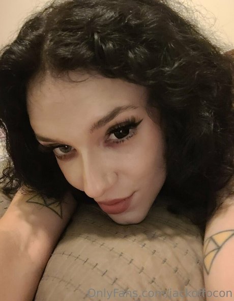 Naakte gelekte OnlyFans-foto van Jackoffocon