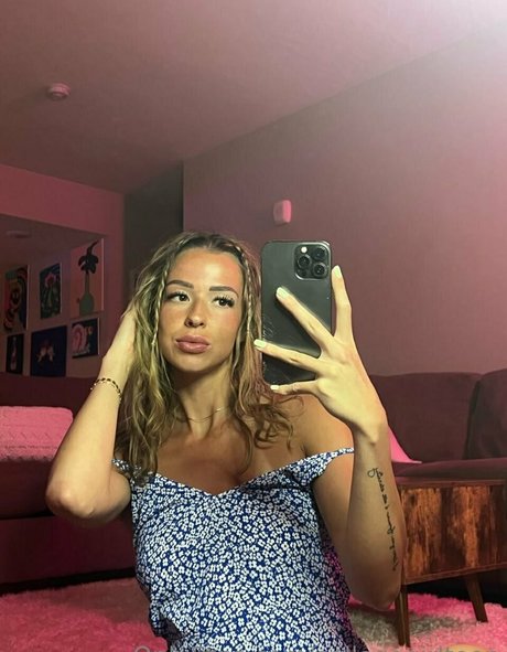 Collegegirlteen