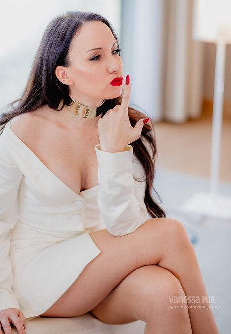 Vanessa Pur
