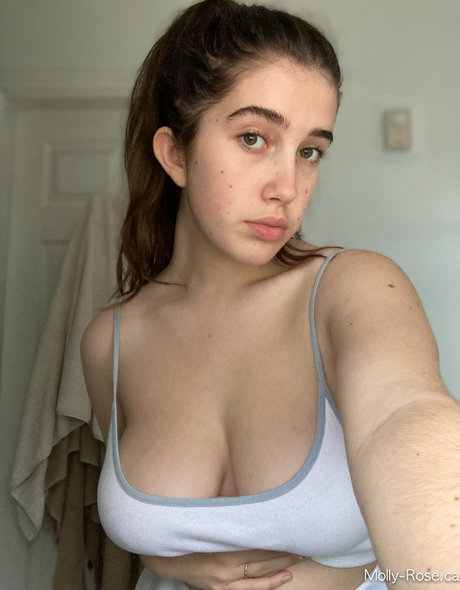 Itsmollyyyrose_again