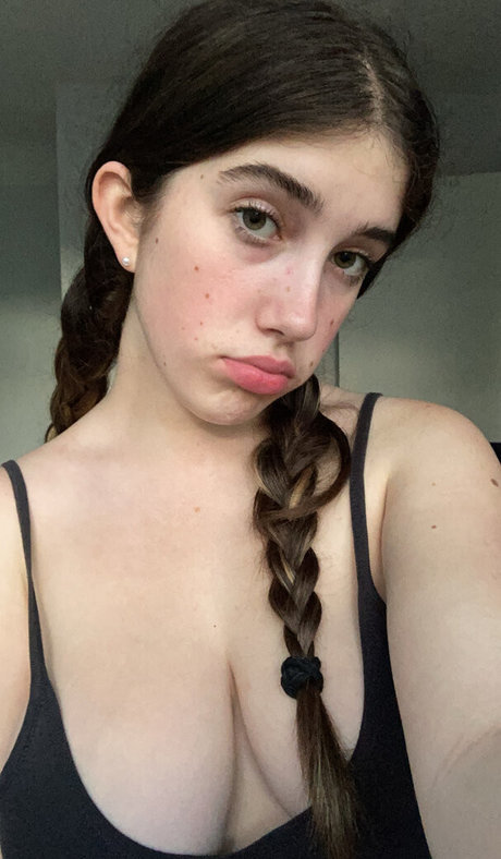 Itsmollyyyrose_again