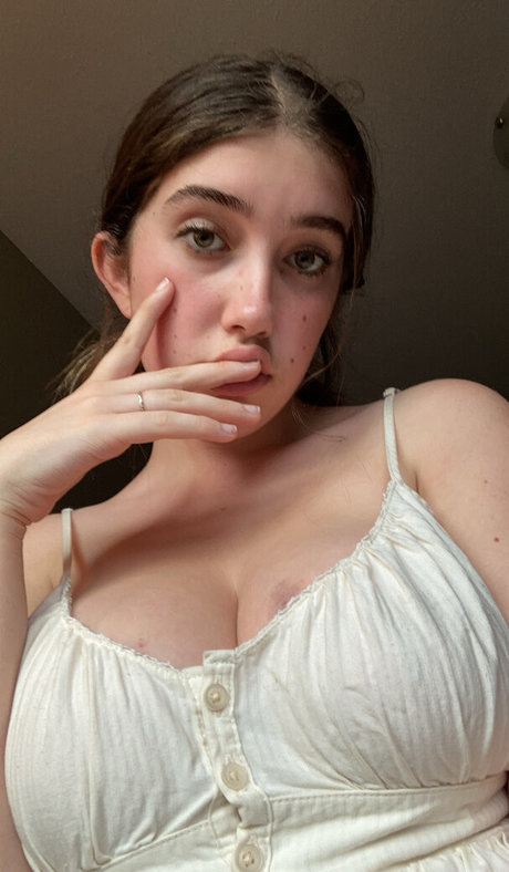 Itsmollyyyrose_again