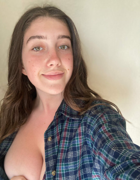Itsmollyyyroseagain